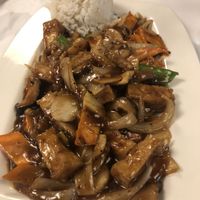 Slayer stir fry with tofu  at Wok in the Park in St Louis Park