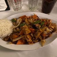 Slayer stir fry with tofu at Wok in the Park in St Louis Park