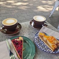 Veganer Obstkuchen at Simply Coffee in Duisburg
