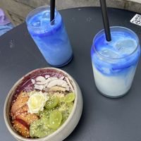 Spirulina latte and açai bowl  at THE WILD LAB in Brussels