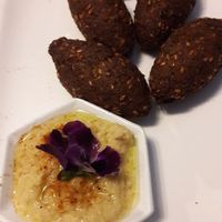 Falafel y hummus   at Verdeo in Medellin