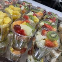 fruit #Veganuary at Mr Clou - Hauptbahnhof in Hamburg