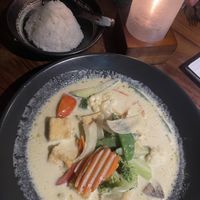 green thai curry& tofu😍 #Veganuary at Taka in Toenisvorst