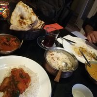 Naan, chapati, rice, tarka dal, sabji jalfrezi at Spices in Groningen