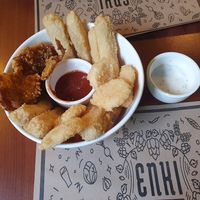 Las salsas se destacan at Enki in Valdivia