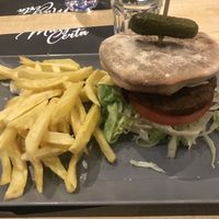Classic Vegan Burger  at Hamburgueria Fidalgo in Barreiro