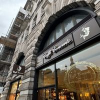 store front  at Caffè Concerto - Piccadilly in London