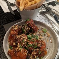 sticky cauliflower wings at Ellis Gourmet Burger - Etterbeek in Brussels
