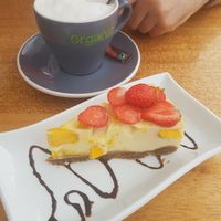 Vegan mango "kwarktaart" at Vegan Food Bar in Huizen