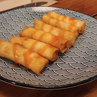 Mini rollitos vegetarianos at Mr Wang in Santander