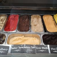 Vegan selection at Zuckero 3400 in Klosterneuburg