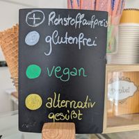Labels at Zuckero 3400 in Klosterneuburg