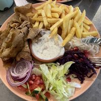 Für das vegane Tsaziki gab es auch noch kostenfreien Nachschub!  at Adieu Paris - Döner Chérie in Cologne