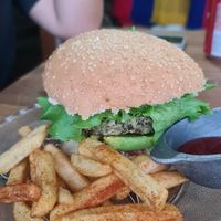 Burger at El Rincon Colombiano in El Valle De Anton