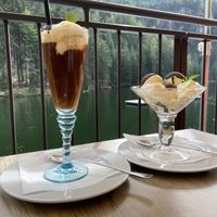 Vegan Ice-Coffee and vegan Eisbecher Black & White  at Restaurant am Piburger See in Oetz