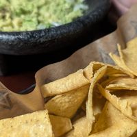Wacamole y nachos at Foster's Hollywood in Vinaros