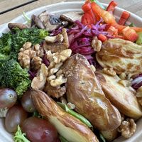 salad bowl  at Dean & David - Schlesischer Platz in Dresden