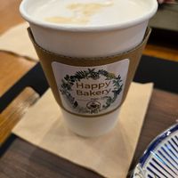 Vanilla oat latte at Happy Bakery in Pyeongtaek