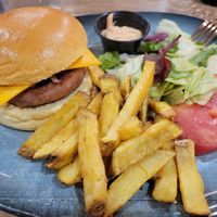 Beyond burger at Cachivache in Rascafria