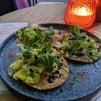 Wonton pizza at Veganees in Amsterdam