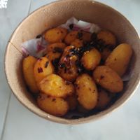 the much-mentioned by me spicy potatoes 🥵 at Veganees in Amsterdam