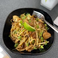 Basil udon noodle with brown tofu at Vegan Fusion in North London