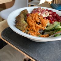   at Dean & David - Makartplatz in Salzburg