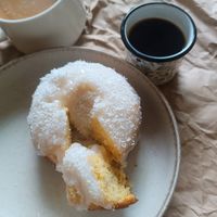 Bolo de milho com cobertura de coco. at Da Raiz - Culinária Vegana in Rio De Janeiro