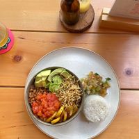 5th time here, finally got a picture at Vegan & Veggie in Medellin