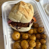 lunch: burger & papas criollas at Vegan & Veggie in Medellin