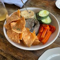 chips and dips at The Floridian in St Augustine