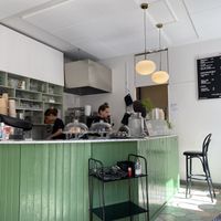 The bar and kitchen at Kärleksgatan 3 in Malmo