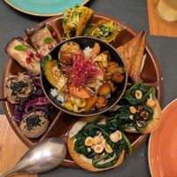 Shared vegan tapas plate at La Dama Juana in Colle Di Val Delsa