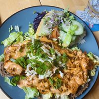 Pulled jackfruit met brood  at Blote Voeten Park - Blote Voeten Hut in Brunssum