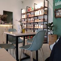 Shelving with products for sale at Kumara Vida in Pereira