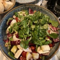 Salade vegan au Tofu et poire (très peu de Tofu)  at Pizzeria Scaligeri in Sirmione