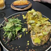 Toast with leeks, peas and beans   at PUCK specialty coffee in Nijmegen