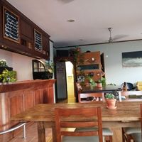 Espaço super acolhedor e confortável at Cantinho do Mercado in Vila Nova De Milfontes