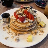 Dit was de breakfast overload (€9,20)  at Mr NonNo - Center in Rotterdam