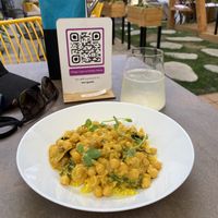 Really delicious chickpea curry with basmati rice and a homemade lemonade at Verv Kitchen in Bucharest