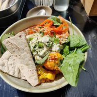 Jackfruit Tikka Bowl at Pura Vida Foodbar - West in West-terschelling