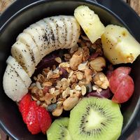 açaí bowl at Break Sé in Lisbon