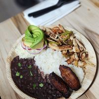 El plato at Next Stop Vegan - Washington Heights in New York City