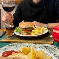 vegan burger with fires at Café Império in Pinhao