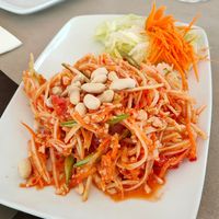 Vegan salad at Thai Orchid Cambrils - Food of Paradise in Cambrils