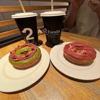 Donuts & matcha lattes  at 2foods - Yaechika in Tokyo