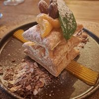 Folhado com creme de ovo e amêndoa tostada at Cor de Tangerina in Guimaraes