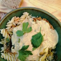 Fusilli com almôndegas de feijão at Cor de Tangerina in Guimaraes