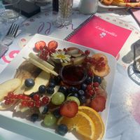 Veganer Pancake mit Saisonalem Obst  at Café Liebevoll in Fehmarn