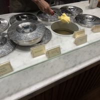 display, no clear labels, have to ask personnel   at DelaCrem in Barcelona